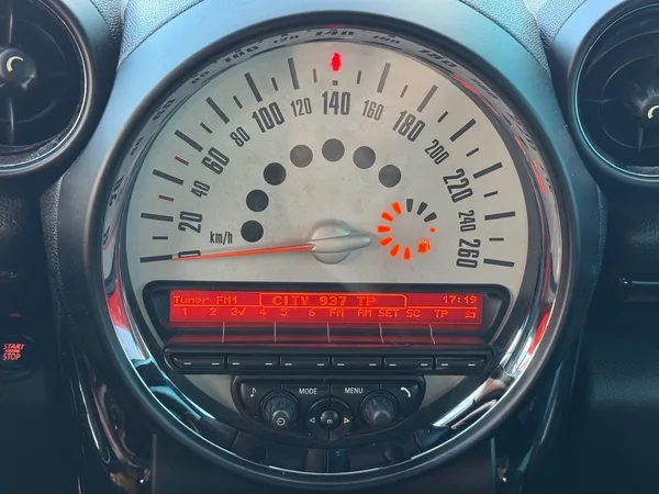 Mini Countryman 2.0 D 105kW AUT - foto 13