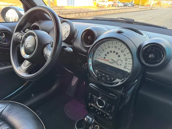 Mini Countryman 2.0 D 105kW AUT - foto 28
