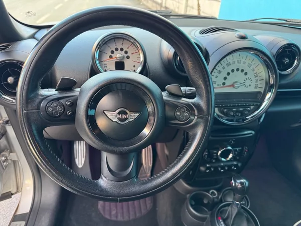 Mini Countryman 2.0 D 105kW AUT - foto 8