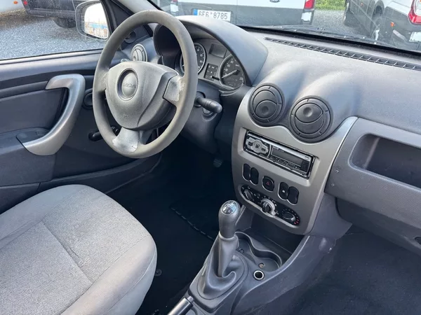 Dacia Logan 1.5DCi 55kW - foto 17