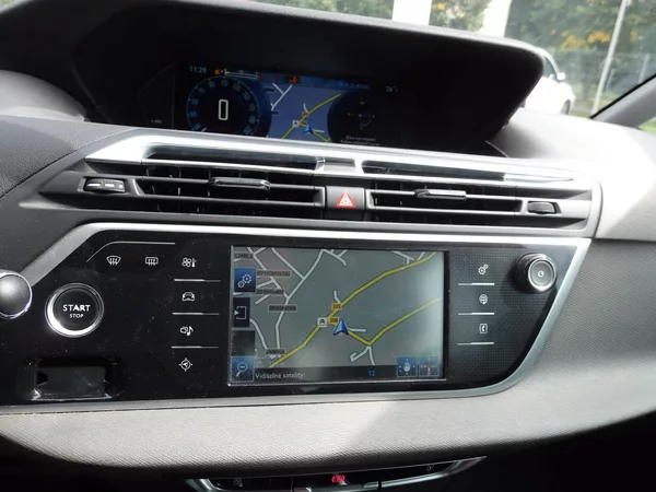 Citroën C4 Picasso 1.6HDi 85kw MAN6 Intensive - foto 12
