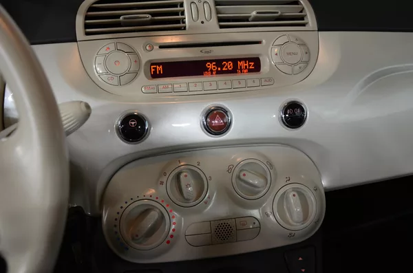 Fiat 500 1.2i 51kw panorama - foto 12