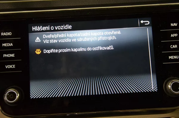 Škoda Superb 2.0TDI 147kW 4x4 L&K DSG kombi - foto 17