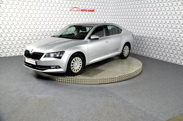Škoda Superb 2.0TDi 110kw Ambition