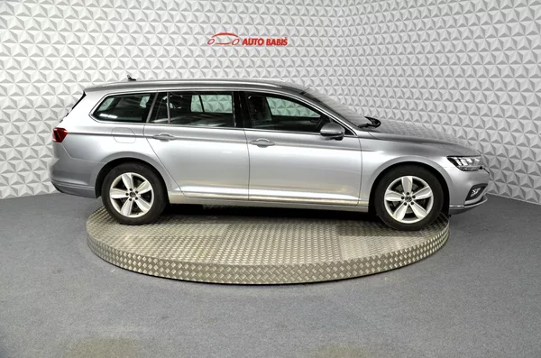 Volkswagen Passat 2.0 TDI 110 Elegance Variant - foto 4