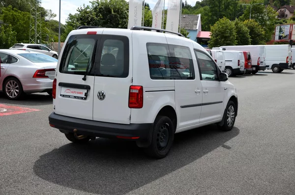 Volkswagen Caddy 2.0TDi 90kw 4x4 Trendline - foto 3