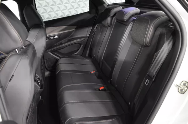 Peugeot 3008 PHEV 300 GT AWD AT - foto 19