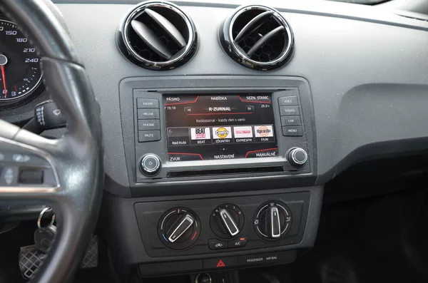 Seat Ibiza 1.2TSi 81kw po velkém servisu - foto 7