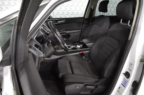 Ford S-MAX 2.0TDCi 110kw Titanium - foto 10