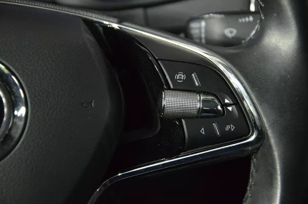 Škoda Karoq 2.0TDi 110kw 4x4 Ambition DSG - foto 15