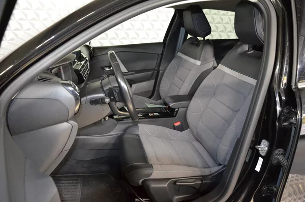 Citroën C4 1.5BHDi 130 Feel Pack AT - foto 10