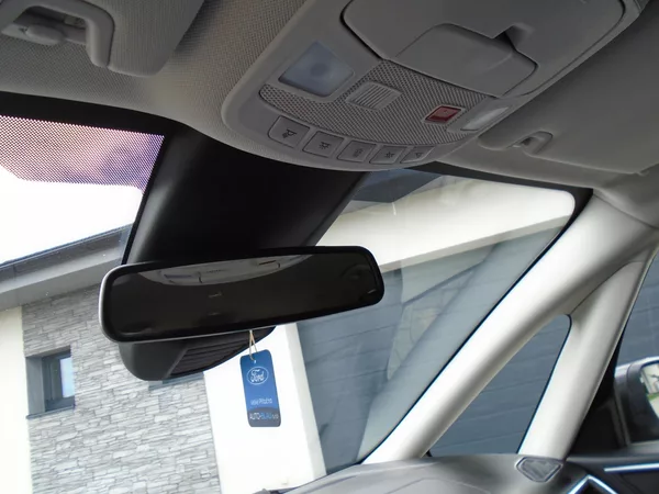 Ford Galaxy 2.5 Durarec FHEV Vignale 7míst - foto 31