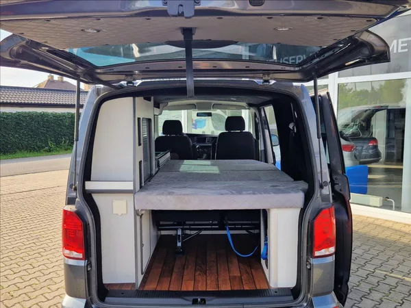 Volkswagen T6.1 2,0 TDI CAMPING VESTAVBA 4MÍST - foto 11