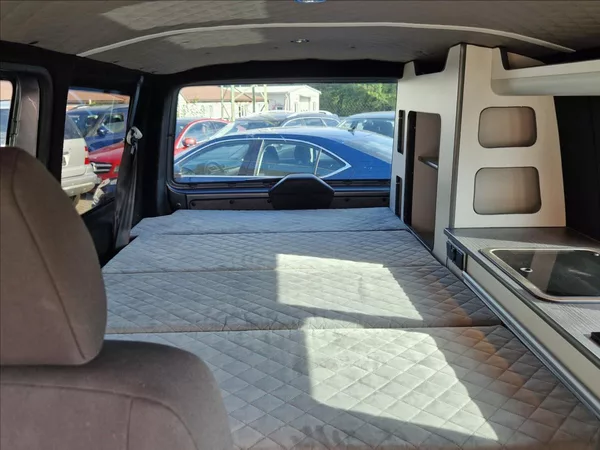 Volkswagen T6.1 2,0 TDI CAMPING VESTAVBA 4MÍST - foto 14