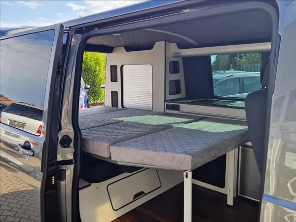 Volkswagen T6.1 2,0 TDI CAMPING VESTAVBA 4MÍST - foto 15
