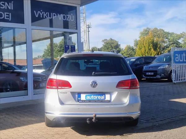 Volkswagen Passat 1,4 TSI DSG AUTOAC SENZOR TAŽN - foto 4