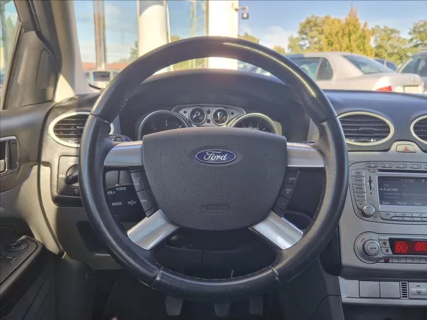 Ford Focus 1,6 TDCi NOVÉ TURBO+OLEJ TAŽNÉ - foto 19