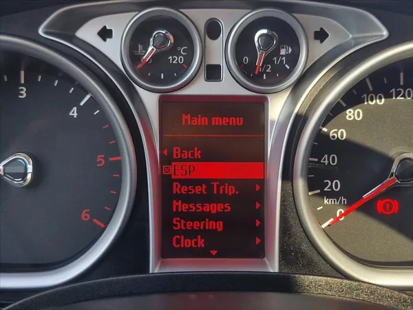 Ford Focus 1,6 TDCi NOVÉ TURBO+OLEJ TAŽNÉ - foto 21