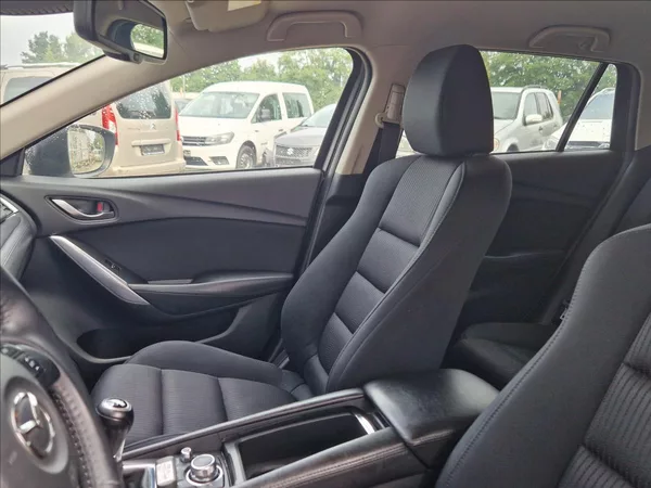 Mazda 6 2,2 D SKYACTIVE, VÝHŘEV NOSIČ - foto 19