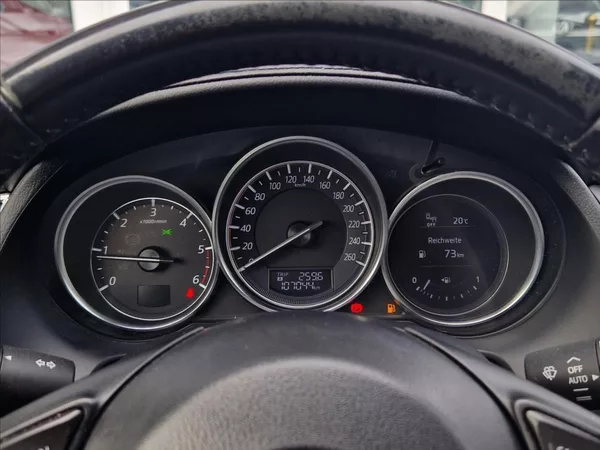Mazda 6 2,2 D SKYACTIVE, VÝHŘEV NOSIČ - foto 24