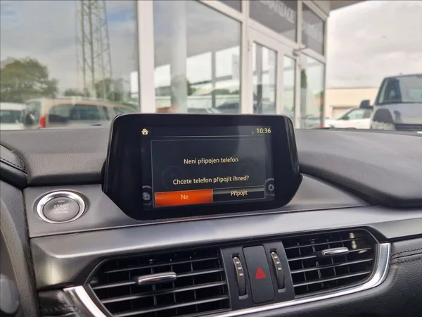 Mazda 6 2,2 D SKYACTIVE, VÝHŘEV NOSIČ - foto 30