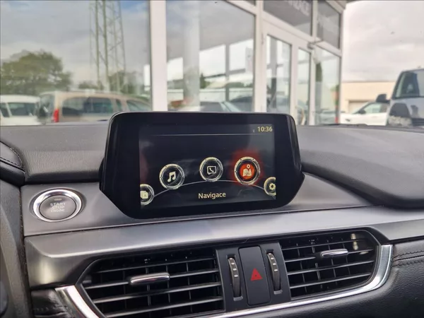 Mazda 6 2,2 D SKYACTIVE, VÝHŘEV NOSIČ - foto 31