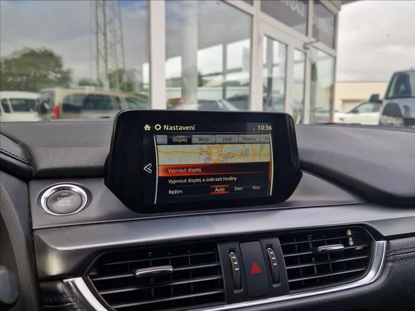 Mazda 6 2,2 D SKYACTIVE, VÝHŘEV NOSIČ - foto 32