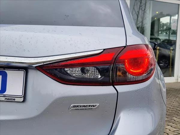 Mazda 6 2,2 D SKYACTIVE, VÝHŘEV NOSIČ - foto 5