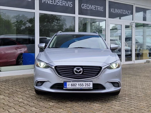 Mazda 6 2,2 D SKYACTIVE, VÝHŘEV NOSIČ - foto 9