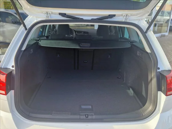 Volkswagen Golf 1,6 TDI LED KOMP.SERV.HISTORIE - foto 11