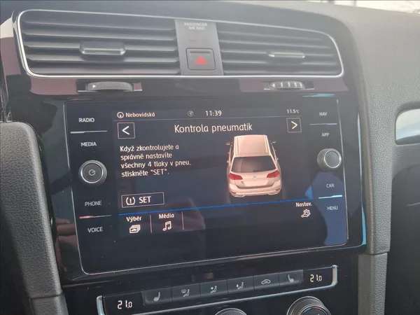 Volkswagen Golf 1,6 TDI LED KOMP.SERV.HISTORIE - foto 37