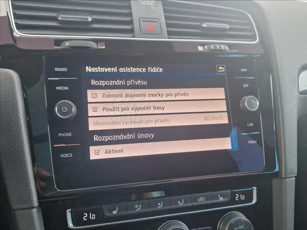 Volkswagen Golf 1,6 TDI LED KOMP.SERV.HISTORIE - foto 42