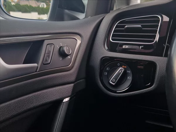 Volkswagen Golf 1,6 TDI LED KOMP.SERV.HISTORIE - foto 49