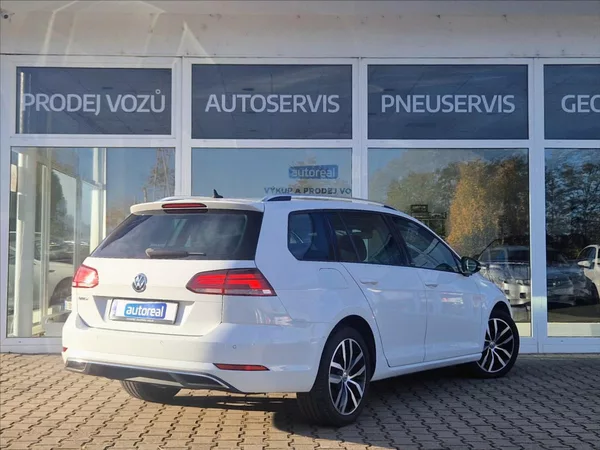 Volkswagen Golf 1,6 TDI LED KOMP.SERV.HISTORIE - foto 5