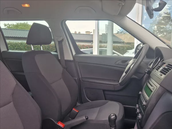 Škoda Yeti 1,4 TSI 90kW NOSIČ TAŽNÉ VÝHŘE - foto 14