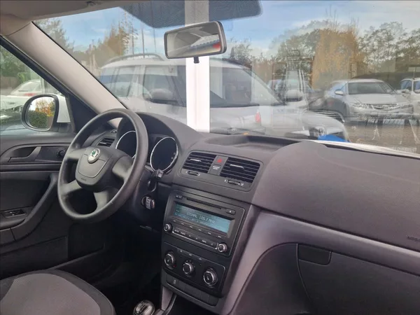 Škoda Yeti 1,4 TSI 90kW NOSIČ TAŽNÉ VÝHŘE - foto 16