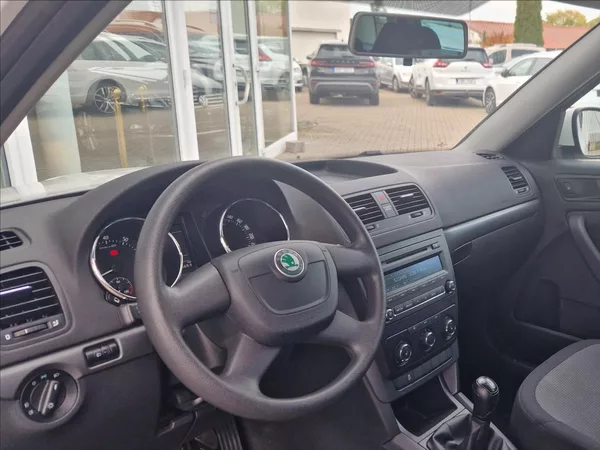 Škoda Yeti 1,4 TSI 90kW NOSIČ TAŽNÉ VÝHŘE - foto 18