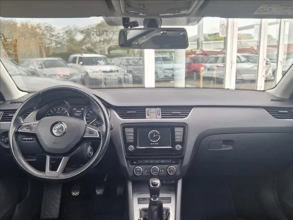 Škoda Octavia 2,0 TDI 110kW TAŽNÉ VÝHŘ. NOSI - foto 19