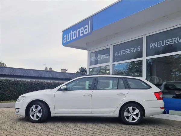 Škoda Octavia 2,0 TDI 110kW TAŽNÉ VÝHŘ. NOSI - foto 2