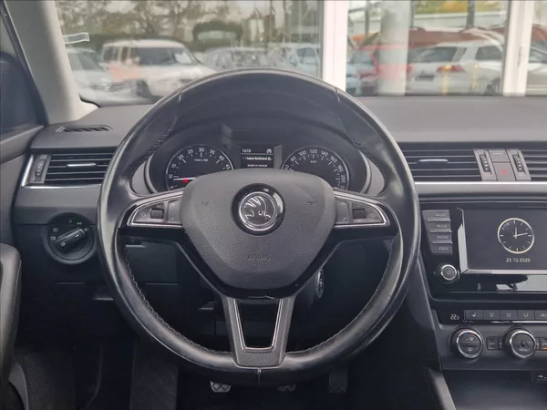 Škoda Octavia 2,0 TDI 110kW TAŽNÉ VÝHŘ. NOSI - foto 21