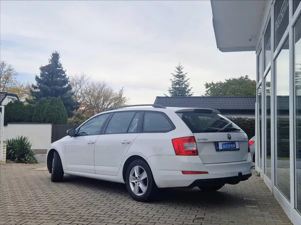 Škoda Octavia 2,0 TDI 110kW TAŽNÉ VÝHŘ. NOSI - foto 3