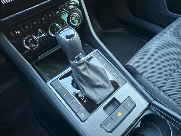 Škoda Superb Style DSG 1,5TSi 110kW - foto 26