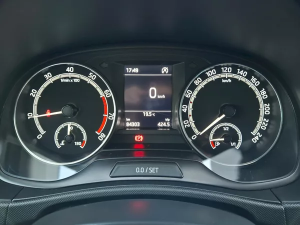 Škoda Fabia Combi Ambition Top 1,0TSi 70kW - foto 16