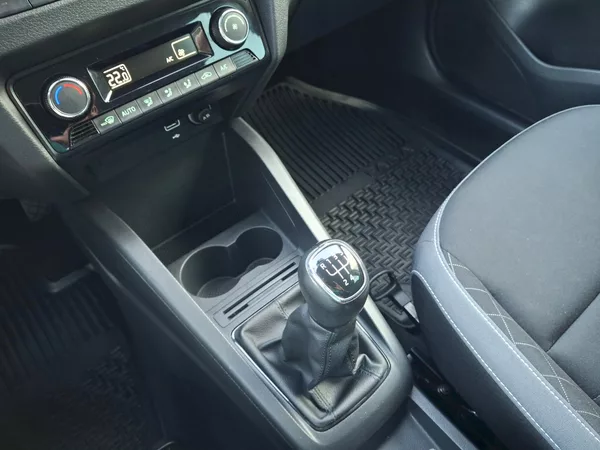 Škoda Fabia Combi Ambition Top 1,0TSi 70kW - foto 22