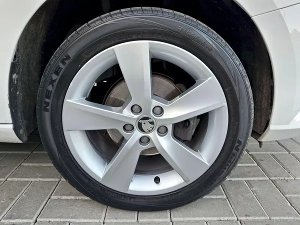 Škoda Fabia Combi Ambition Top 1,0TSi 70kW - foto 31