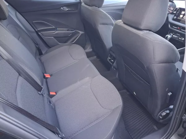 Škoda Fabia Top Selection DSG 1,0TSi 85kW - foto 14