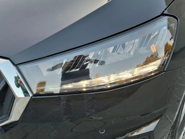 Škoda Fabia Top Selection DSG 1,0TSi 85kW - foto 33