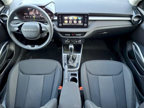 Škoda Fabia Top Selection DSG 1,0TSi 85kW - foto 5