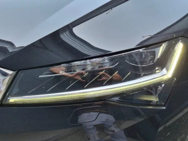 Škoda Superb Combi L&K DSG 4x4 2,0TSi 206kW - foto 12