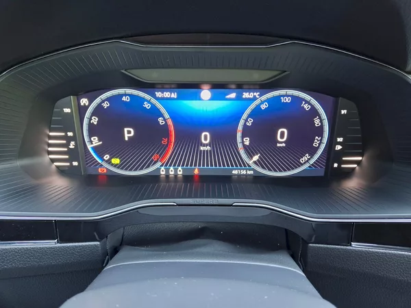 Škoda Superb Combi L&K DSG 4x4 2,0TSi 206kW - foto 26